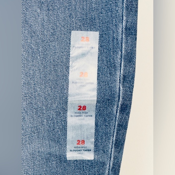 OLD NAVY Woman’s Plus Size 28 High Rise, Slouchy Taper Ankle Fit Jeans. . NWT - Picture 6 of 12